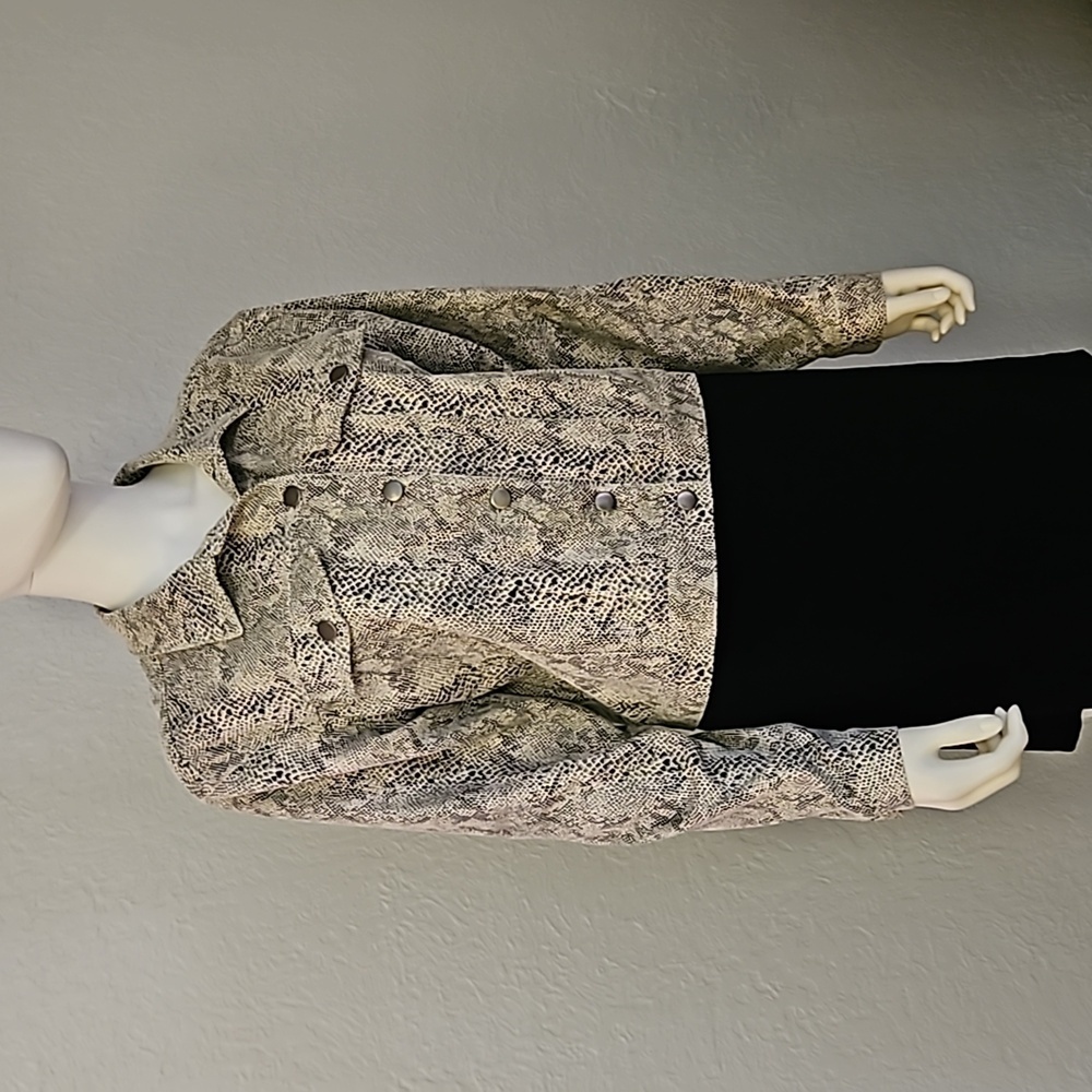 FATE Gray Python Snakeskin Faux Suede Button Down… - image 2